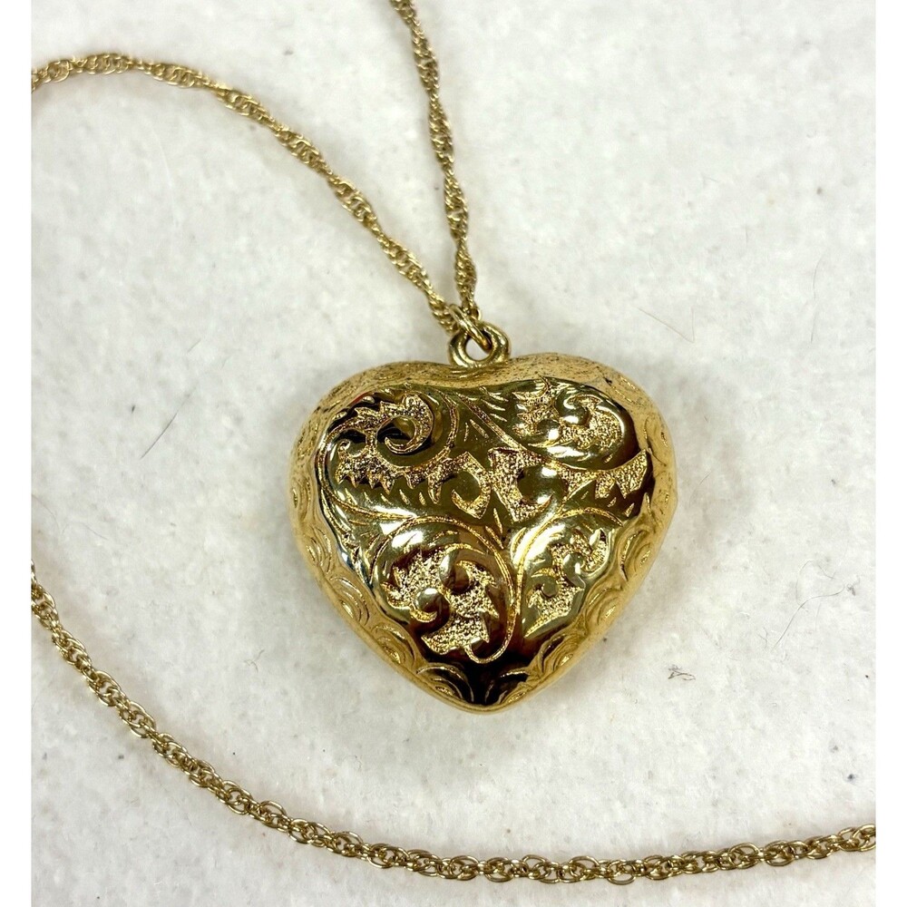 Vintage Gold Tone Puffy Heart Necklace 24” Repousse Floral Scroll Pendant 1.5”